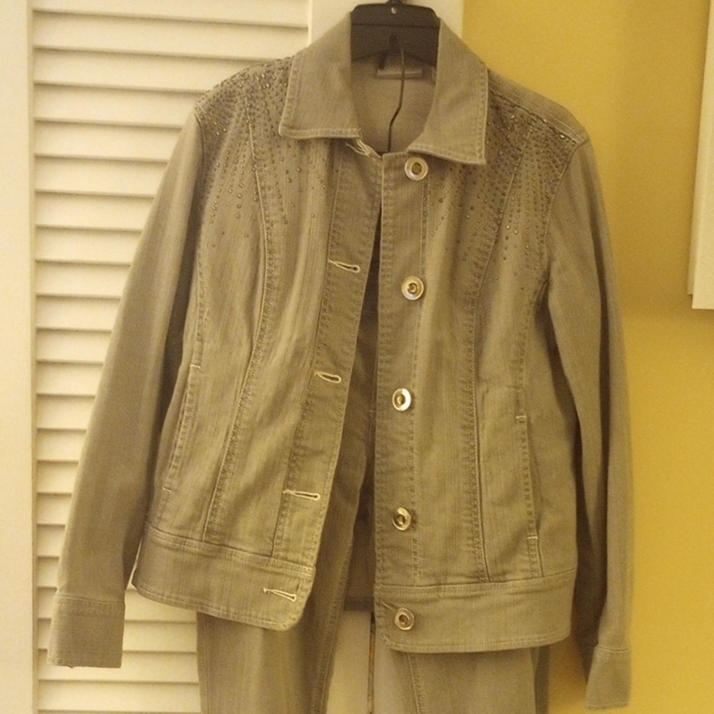 Chicos Vintage Light Grey Women's Denim Jacket